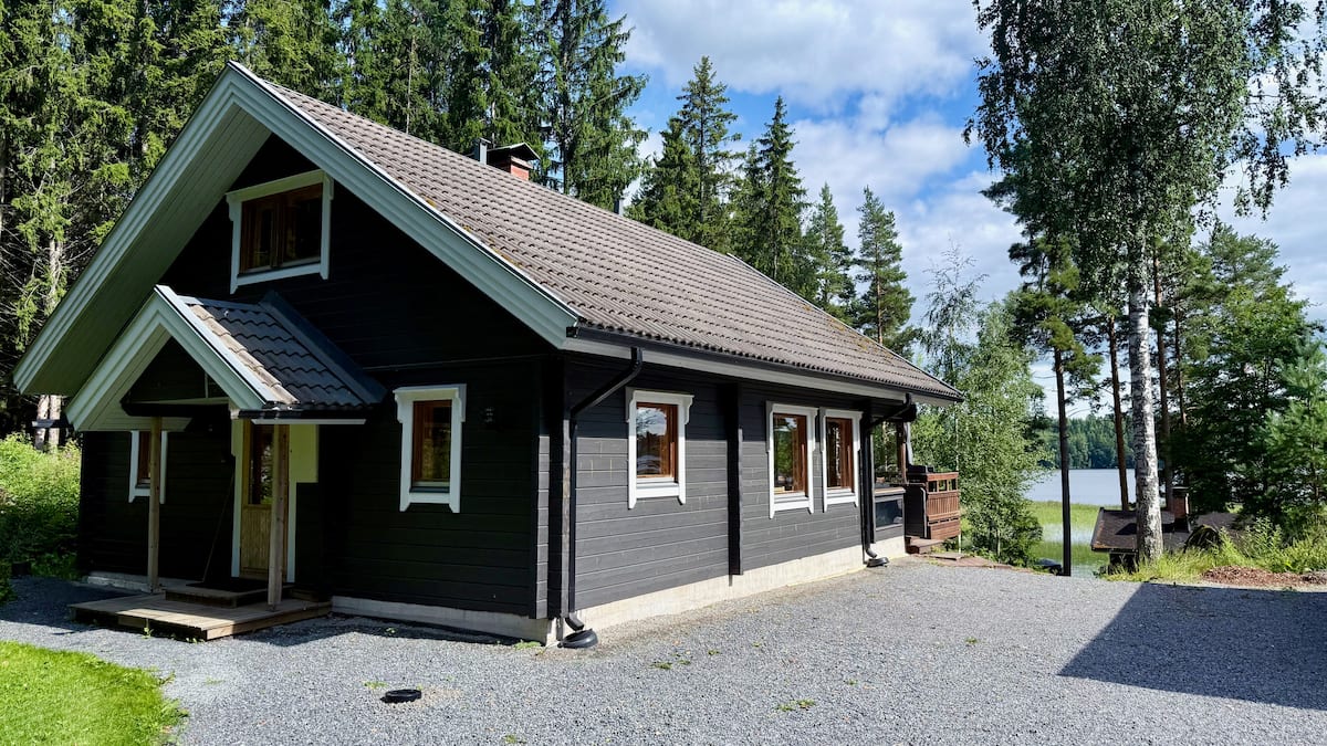 Kutalan Helmi maisemassa